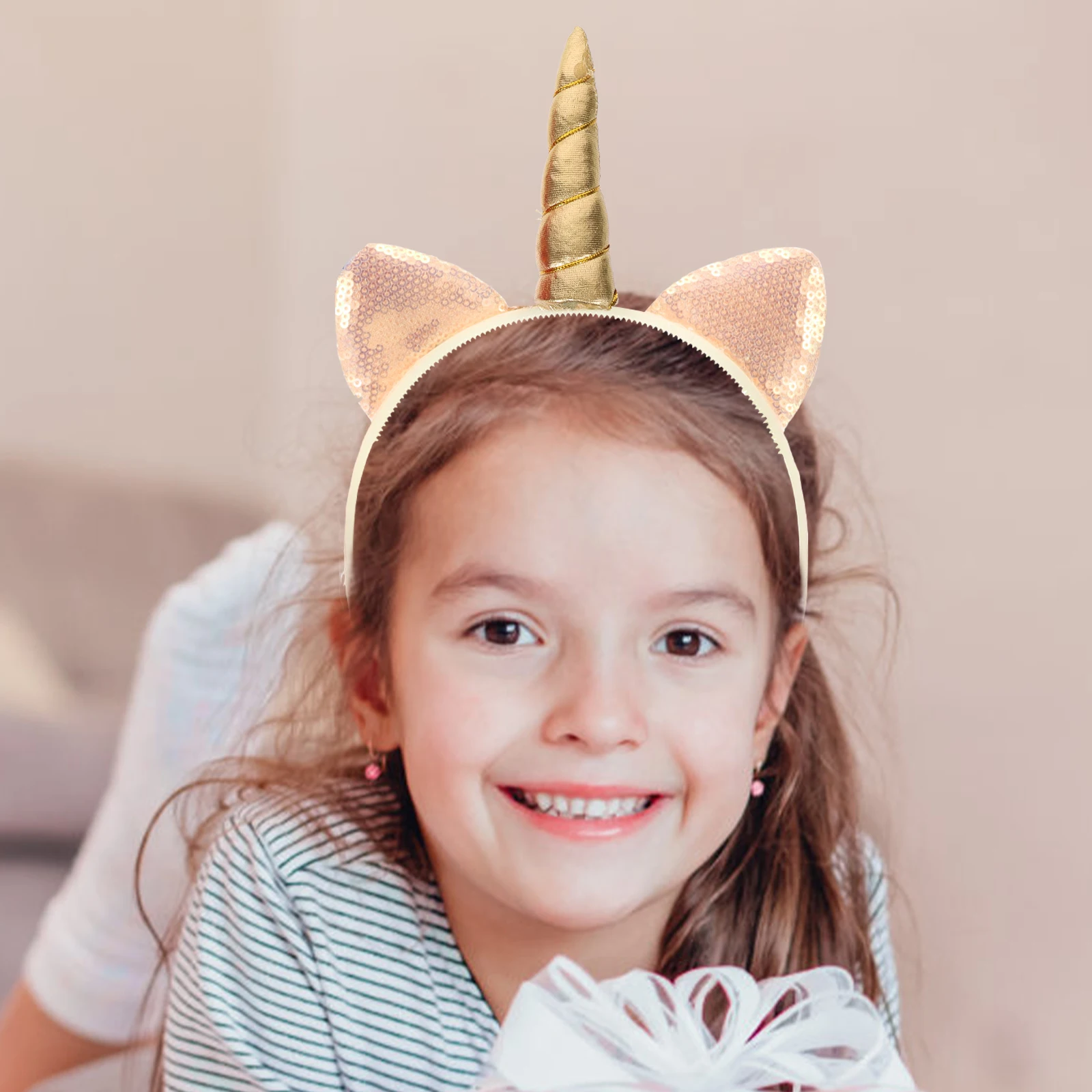 12 Pcs Unicorn Headdress Horn Hairband Accessories Shiny DIY Girls Soft Material Party Hats Blue Gold Colored Red Silver Pink
12 Pcs Unicorn Headdress Horn Hairband Accessories Shiny DIY Girls Soft Material Party Hats Blue Gold Colored Red Silver Pink