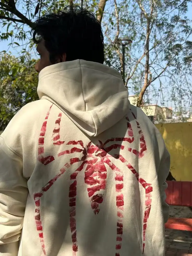 Большие размеры, свободный стиль, толстовка с принтом паука, светлый цвет, осенние повседневные простые куртки для мужчин, готические толстовки
Большие размеры, свободный стиль, толстовка с принтом паука, светлый цвет, осенние повседневные простые куртки для мужчин, готические толстовки