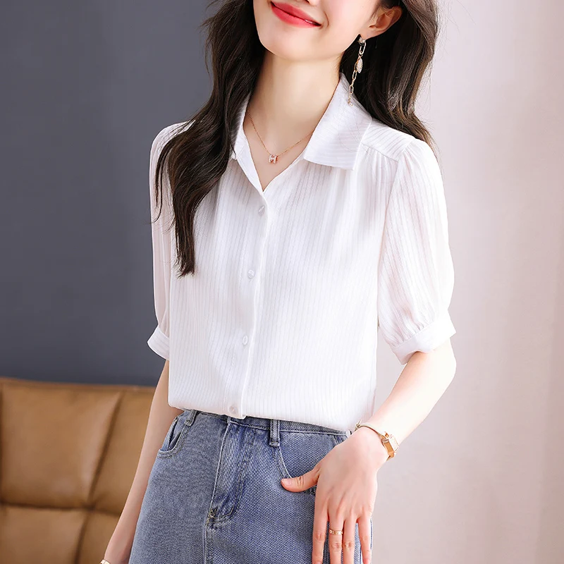 Белая женская блузка с коротким рукавом, летняя коллекция 2025, новая профессиональная шифоновая блузка в корейском стиле, свободного кроя, на пуговицах, однотонная
Белая женская блузка с коротким рукавом, летняя коллекция 2025, новая профессиональная шифоновая блузка в корейском стиле, свободного кроя, на пуговицах, однотонная