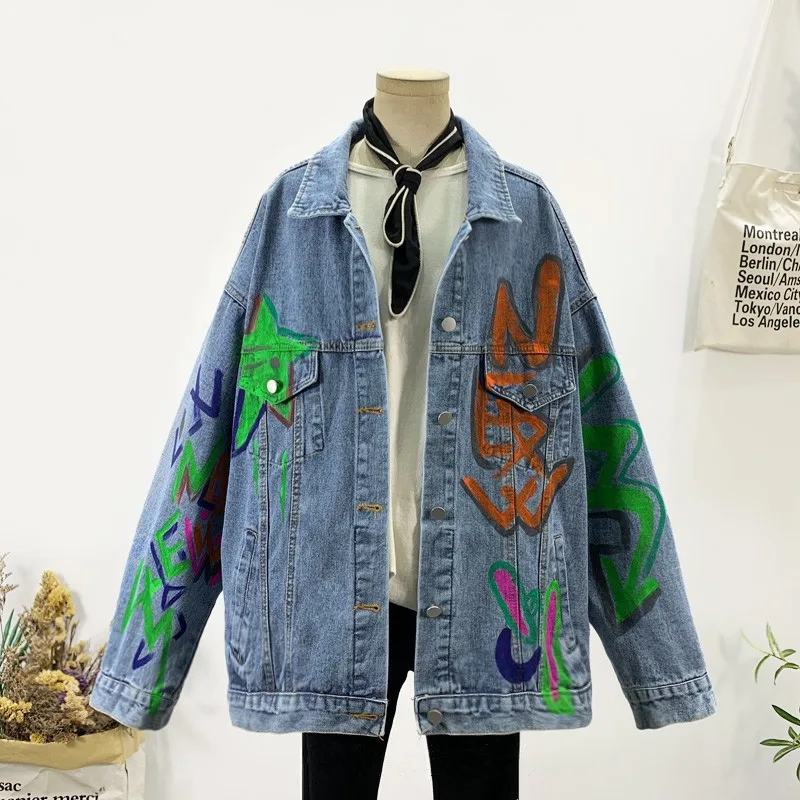 Spring Autumn New Hand-painted Graffiti Letter Print Blue Denim Jacket Casual Fashion Lapel Long Sleeve Jeans Jacket Streetwear
Spring Autumn New Hand-painted Graffiti Letter Print Blue Denim Jacket Casual Fashion Lapel Long Sleeve Jeans Jacket Streetwear