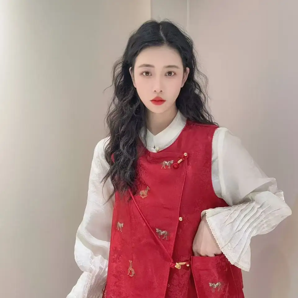 Новый винтажный китайский жилет с вышивкой для похудения, коллекция «Сентябрь: Мир и Радость», традиционный национальный стиль, модный топ для женщин
Новый винтажный китайский жилет с вышивкой для похудения, коллекция «Сентябрь: Мир и Радость», традиционный национальный стиль, модный топ для женщин