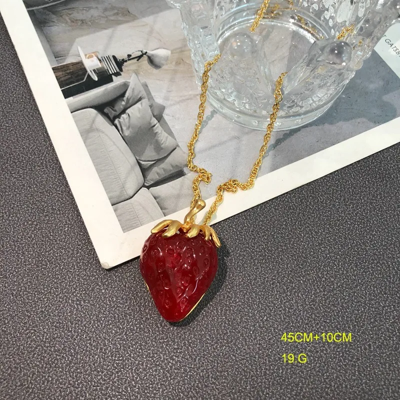 French Niche Red Gradual Change Strawberry Silver Needle Earrings Earrings Necklace Set Live Broadcast Festive Style Accessories
French Niche Red Gradual Change Strawberry Silver Needle Earrings Earrings Necklace Set Live Broadcast Festive Style Accessories