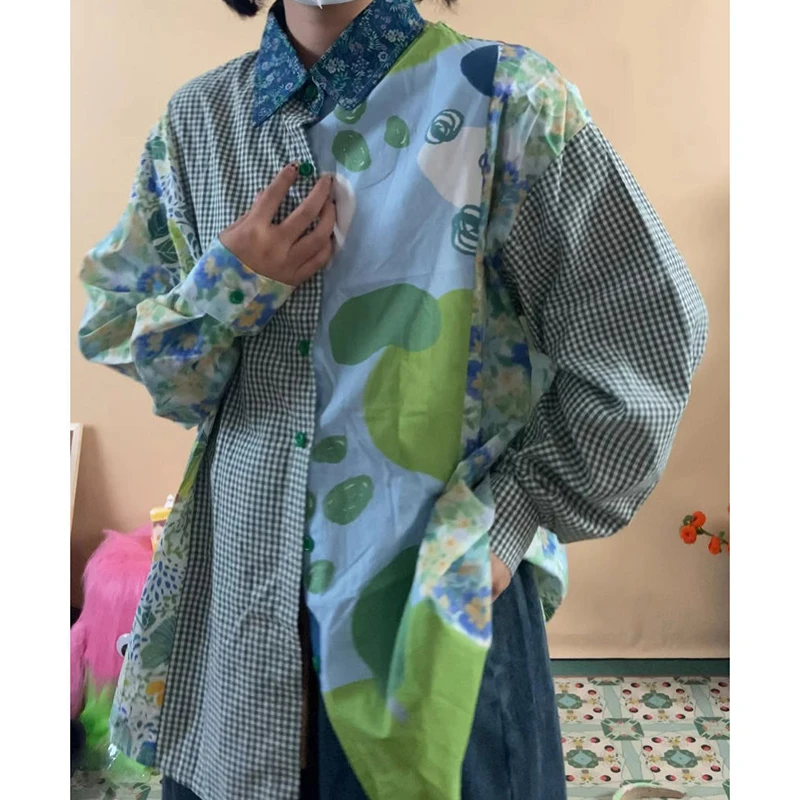 Japanese retro stitching printed long-sleeved shirt female autumn fashion design sense niche loose slim Joker temperament shirt
Japanese retro stitching printed long-sleeved shirt female autumn fashion design sense niche loose slim Joker temperament shirt