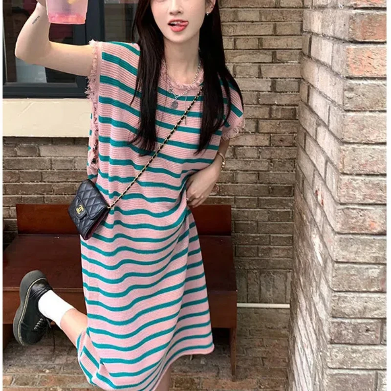 Pink Striped Patchwork Knitted Sweater Long Skirt Summer New Sweet Casual All-match Dresses Fashion Trend Women Clothing
Pink Striped Patchwork Knitted Sweater Long Skirt Summer New Sweet Casual All-match Dresses Fashion Trend Women Clothing