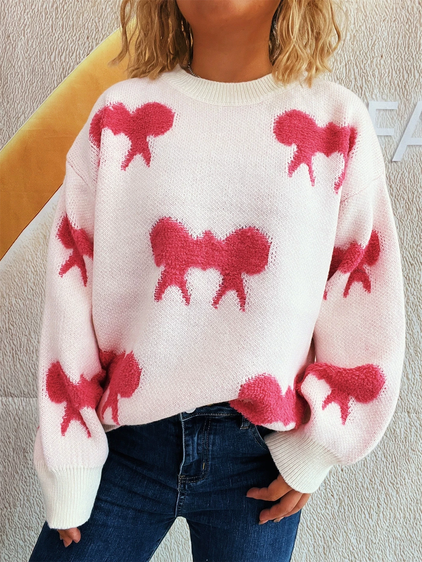 Autumn and winter new color blocked bow knitted pullover elegant sweater round neck casual fashion women's sweater
Autumn and winter new color blocked bow knitted pullover elegant sweater round neck casual fashion women's sweater