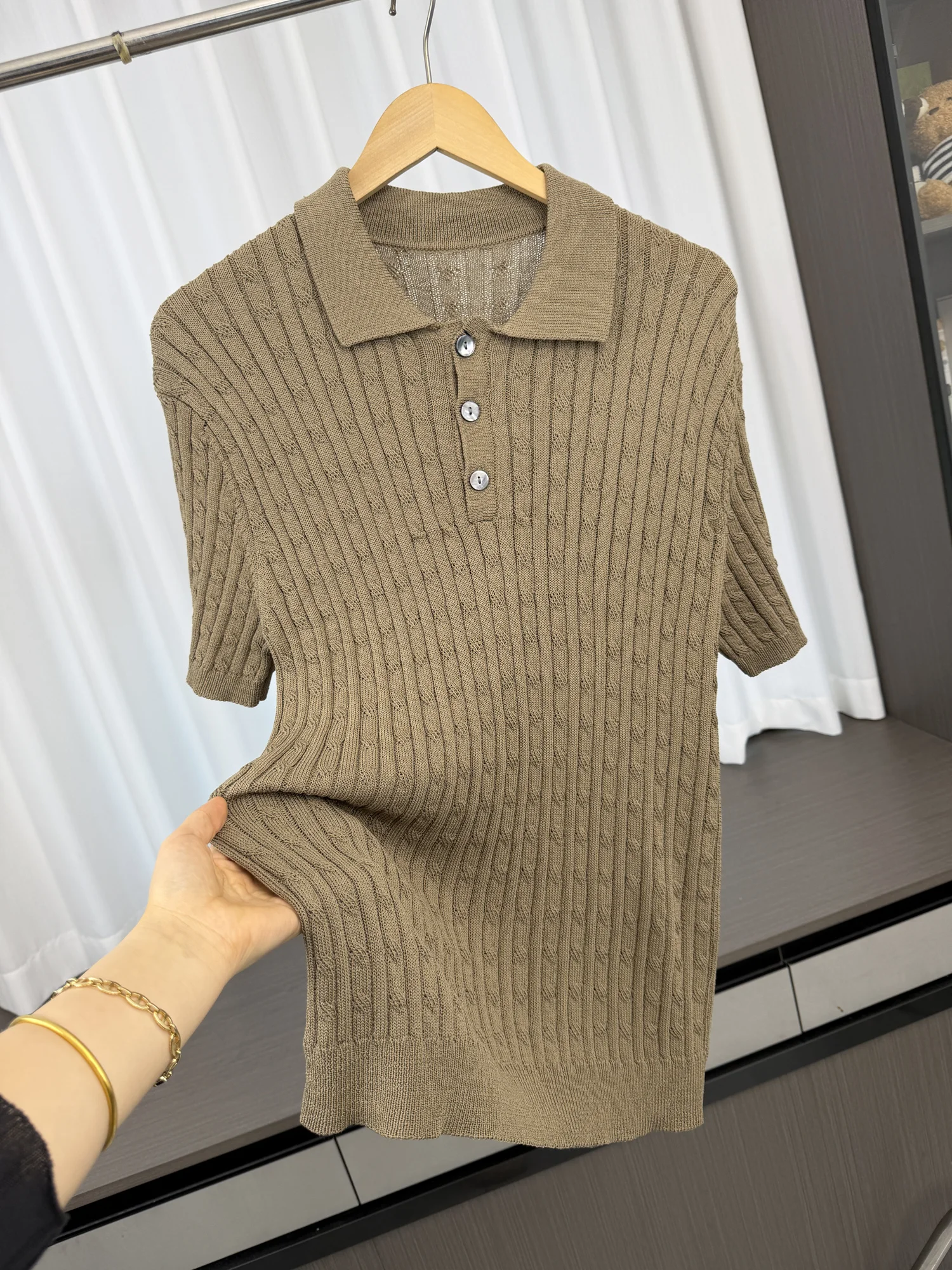 Men's Versatile Knitted Shirt Collared Summer Breathable Loose Fit Short Sleeve Old Money Style Textured Businesswear
Men's Versatile Knitted Shirt Collared Summer Breathable Loose Fit Short Sleeve Old Money Style Textured Businesswear