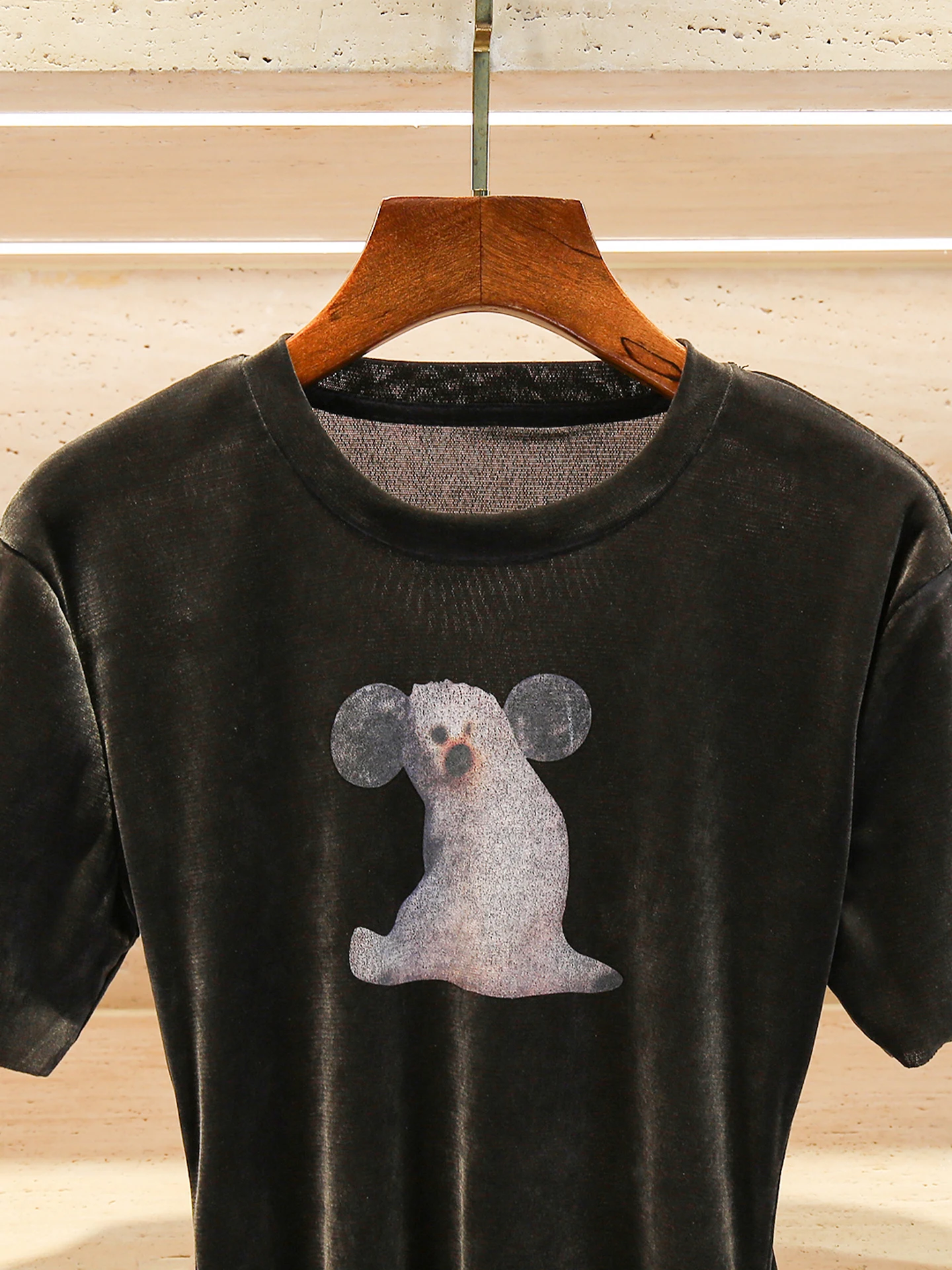 South Oil High-End Women's Summer 2025 Slim Fit Velvet Dog Print T-irt Top Commute Sle round Ne ort Sve Casual Wear
South Oil High-End Women's Summer 2025 Slim Fit Velvet Dog Print T-irt Top Commute Sle round Ne ort Sve Casual Wear