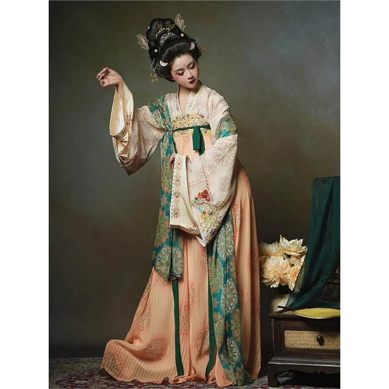 Hanfu Restoration Wind and Summer Tang Dynasty Chest-length Skirt Female Skinny Heavy Industry Embroidery
Hanfu Restoration Wind and Summer Tang Dynasty Chest-length Skirt Female Skinny Heavy Industry Embroidery