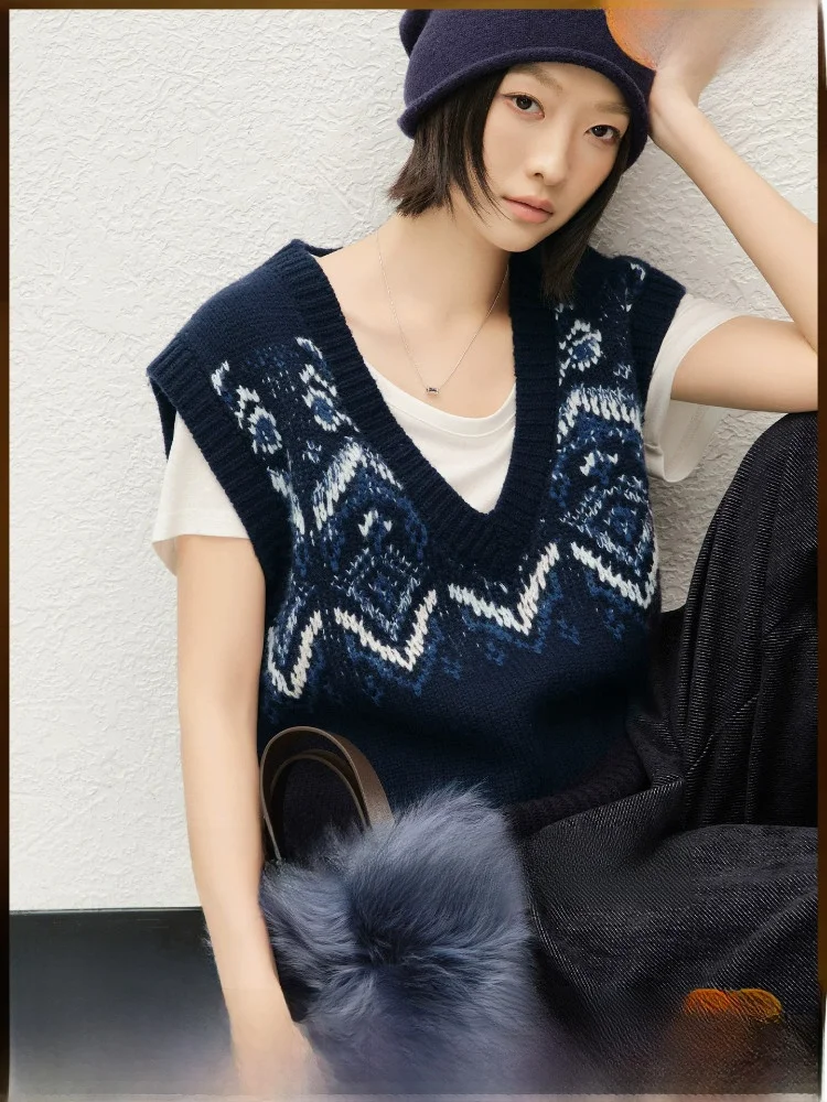 MeiYang Woolen Knitted Vest Fair Isle Texture Friday Series Women's Fashion Outerwear Casual U-Neck Loose Fit Regular Length
MeiYang Woolen Knitted Vest Fair Isle Texture Friday Series Women's Fashion Outerwear Casual U-Neck Loose Fit Regular Length