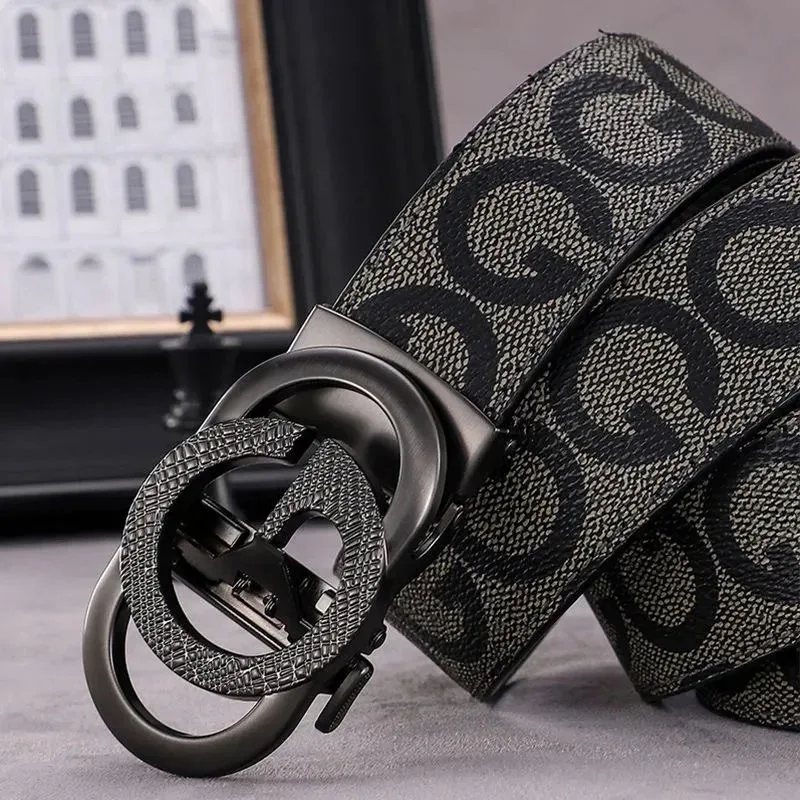 Новый кожаный ремень для мужчин от люксового бренда, ширина 3,4 см, высококачественный ремень для женщин, дизайн женского ремня.
Новый кожаный ремень для мужчин от люксового бренда, ширина 3,4 см, высококачественный ремень для женщин, дизайн женского ремня.