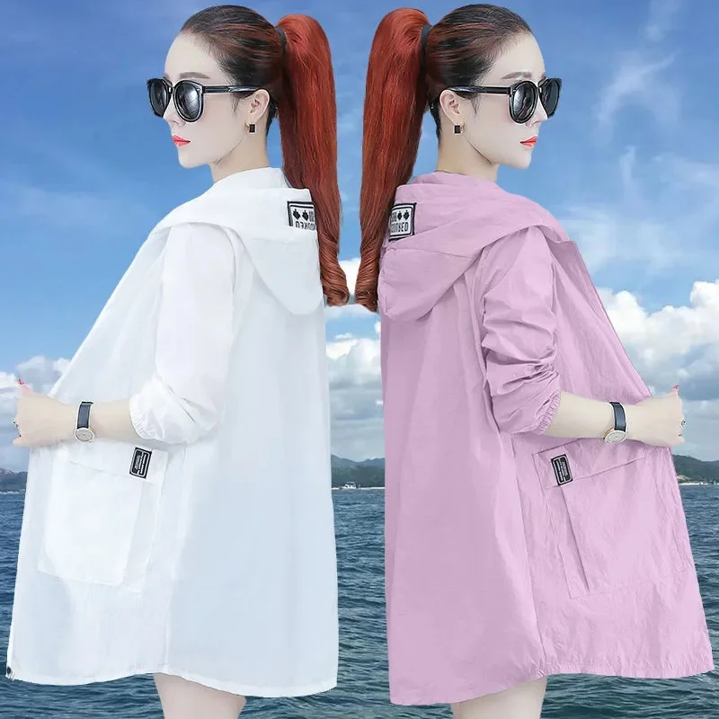 Women Sunscreen Hoodie Fashion Long-sleeved Thin Thin Jacket Outdoor Sports UV Protection Shirt Women
Women Sunscreen Hoodie Fashion Long-sleeved Thin Thin Jacket Outdoor Sports UV Protection Shirt Women