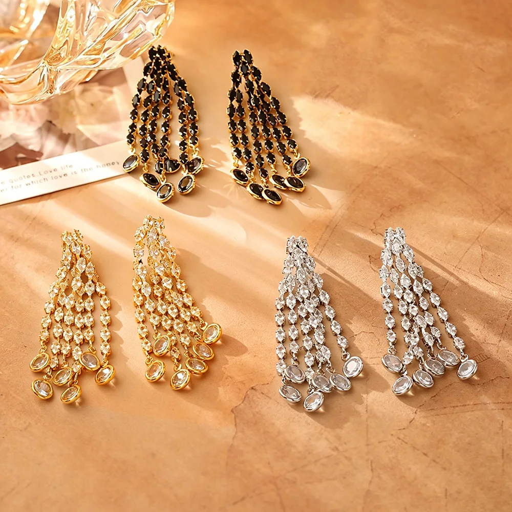 Elegant and elegant, long tassel zircon earrings, niche light luxury, fashionable, high-end, exquisite and versatile earrings
Elegant and elegant, long tassel zircon earrings, niche light luxury, fashionable, high-end, exquisite and versatile earrings