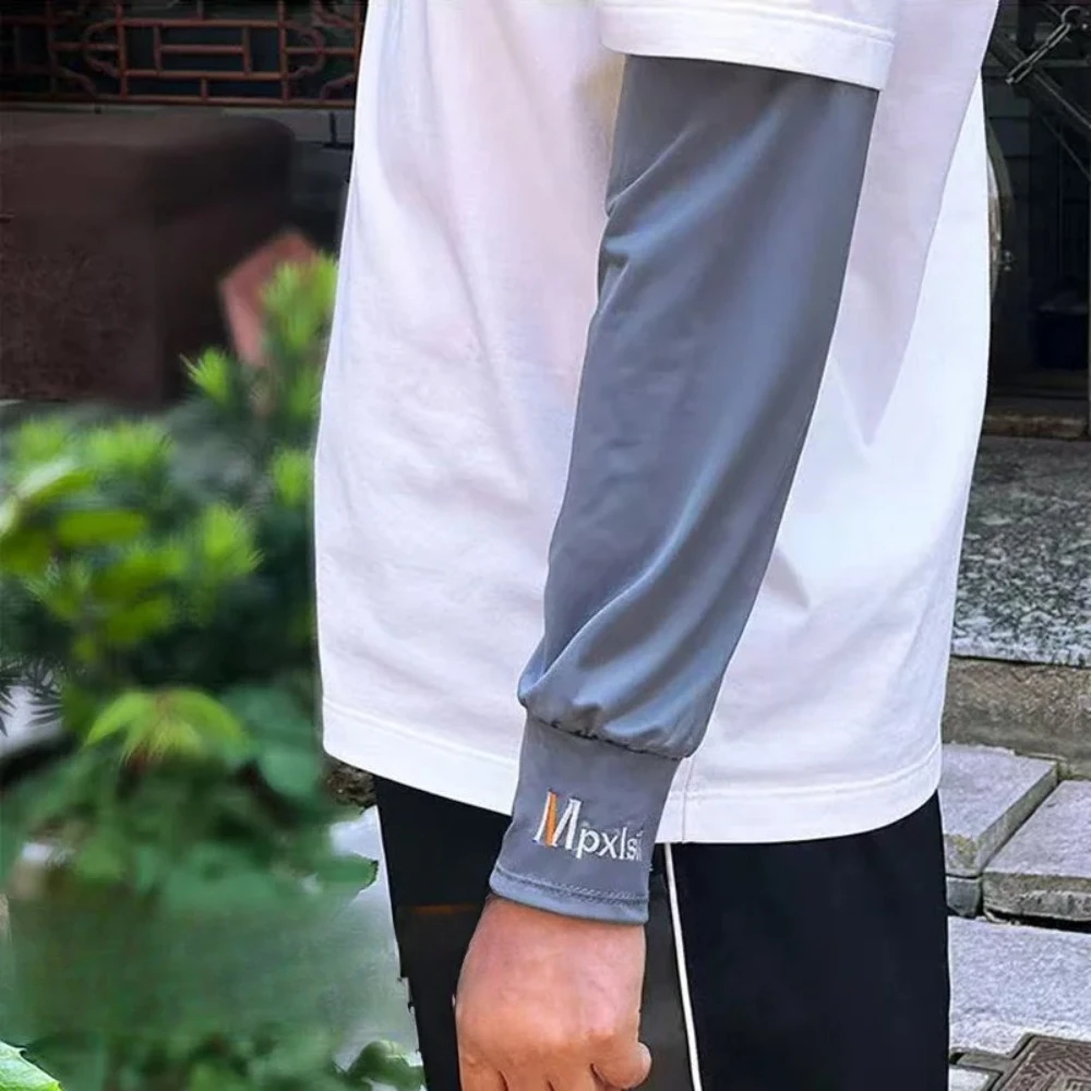 Summer Loose Arm Warmers Men - Breathable Cooling Ice Sleeves Sun Protection for Outdoor Riding and Cycling
Summer Loose Arm Warmers Men - Breathable Cooling Ice Sleeves Sun Protection for Outdoor Riding and Cycling