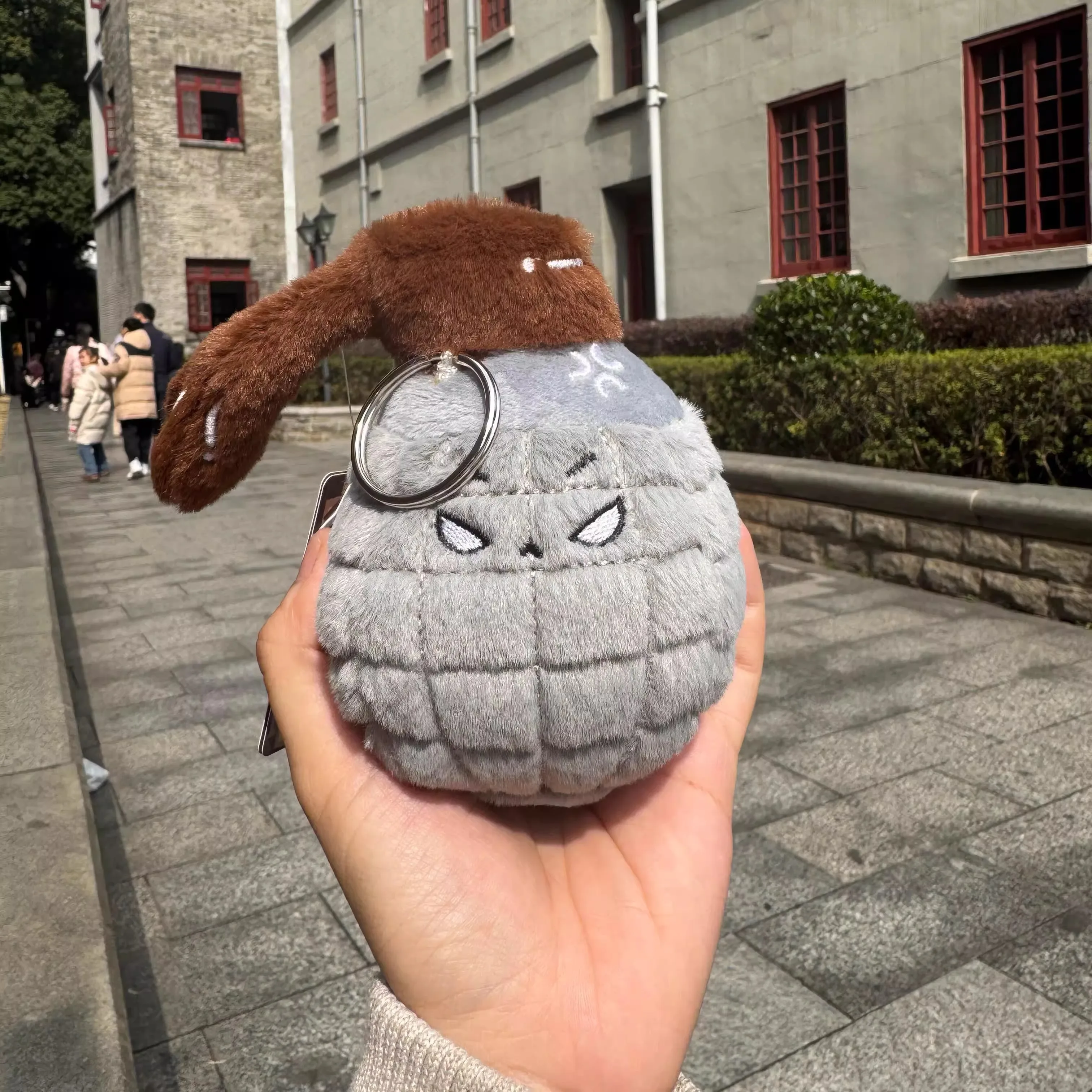 Hand Grenade Ball Frag Pendant Bag Decoration Key Ring Chain Army Military Museum Souvenir Plush Toy Boy Girl Friend Travel Gift
Hand Grenade Ball Frag Pendant Bag Decoration Key Ring Chain Army Military Museum Souvenir Plush Toy Boy Girl Friend Travel Gift