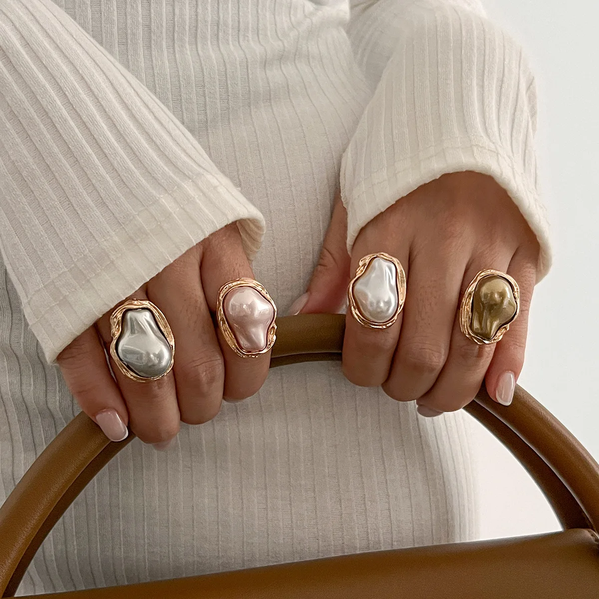 2025 New Baroque Set Shaped Pearl Ring Vintage Irregular Stainless Steel Rings Mother's Day Gift
2025 New Baroque Set Shaped Pearl Ring Vintage Irregular Stainless Steel Rings Mother's Day Gift