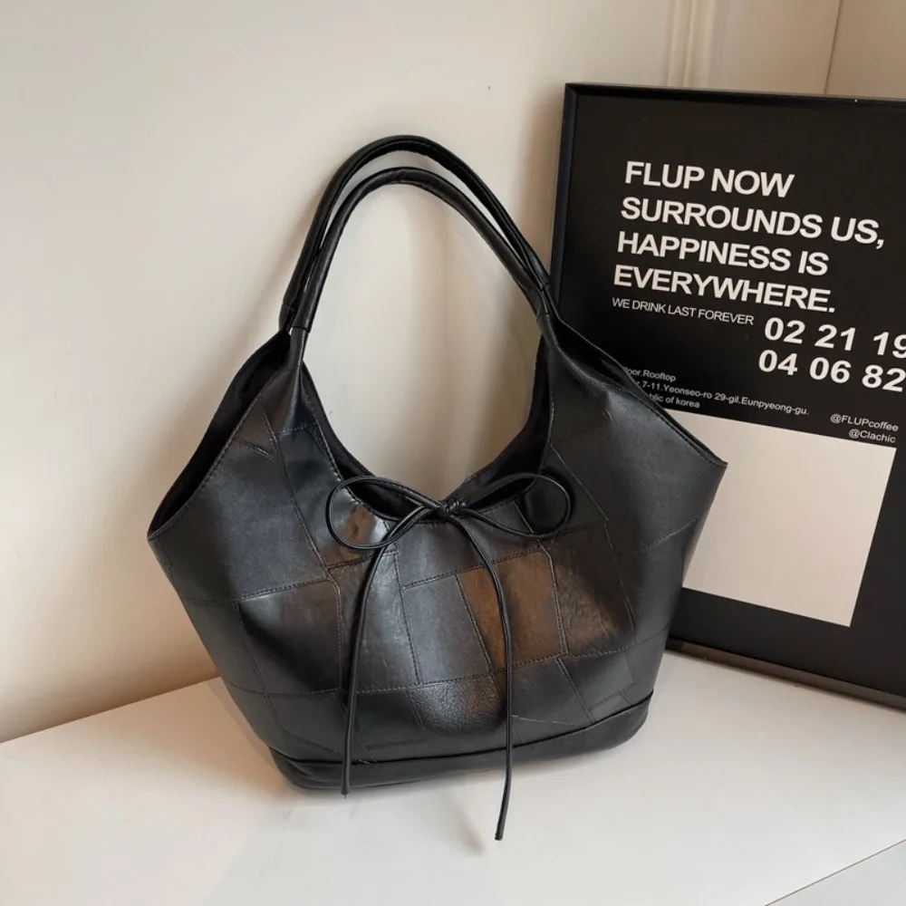Cute PU Bow Underarm Bags Carrying Large Capacity Y2k Shoulder Bag Lightweight Portable Leather Tote Bag Female Lady Girl
Cute PU Bow Underarm Bags Carrying Large Capacity Y2k Shoulder Bag Lightweight Portable Leather Tote Bag Female Lady Girl