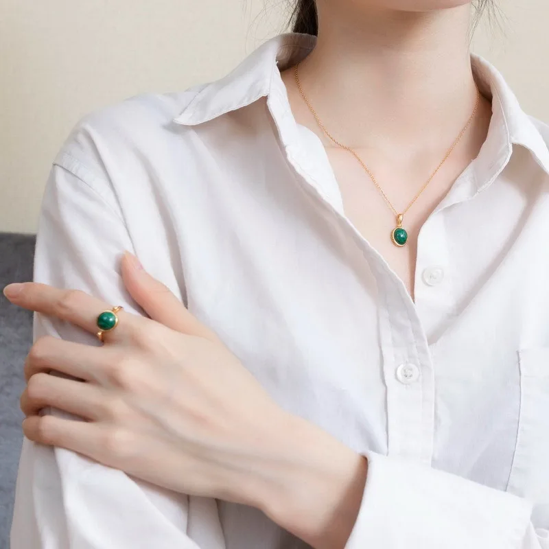 New Retro Style Geometric Rectangular Tianhe Stone Ring 18K Gold PT950 White Gold Silver Plated 7-layer Gold Palace Style Ring
New Retro Style Geometric Rectangular Tianhe Stone Ring 18K Gold PT950 White Gold Silver Plated 7-layer Gold Palace Style Ring