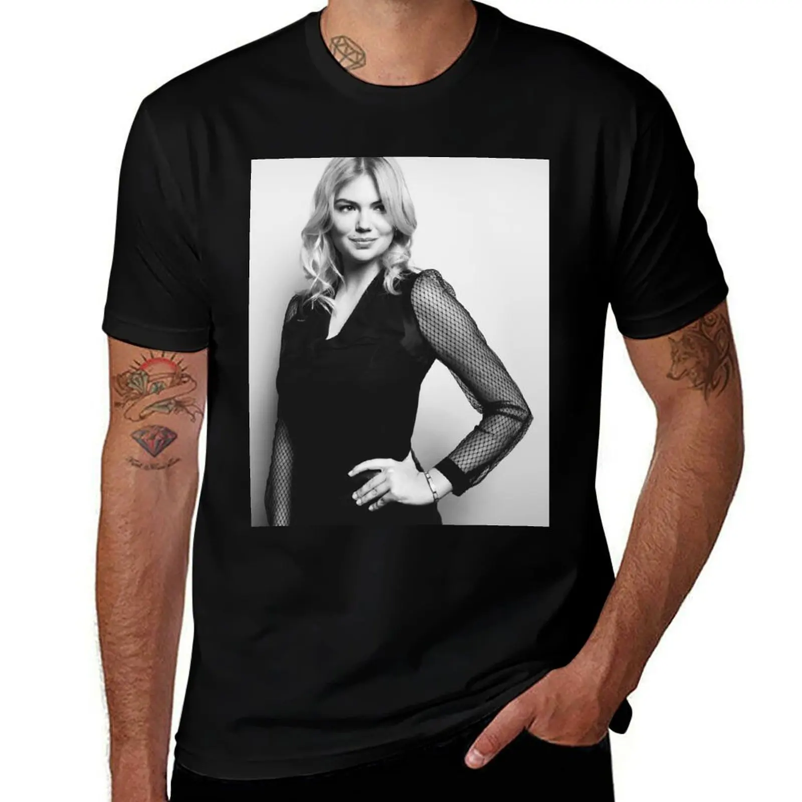 Kate Upton - Portrait - monochrome T-Shirt Industrial Work Tee Shirt
Kate Upton - Portrait - monochrome T-Shirt Industrial Work Tee Shirt