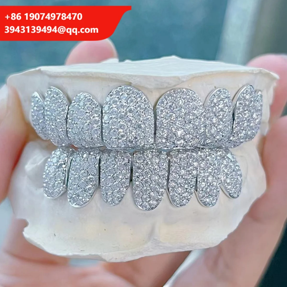 Custom 925 Sterling Silver Moissanite Diamond Grillz Iced Out Hop Style Gold Plated Teeth 8 On 8 For Wedding Or Gift
Custom 925 Sterling Silver Moissanite Diamond Grillz Iced Out Hop Style Gold Plated Teeth 8 On 8 For Wedding Or Gift