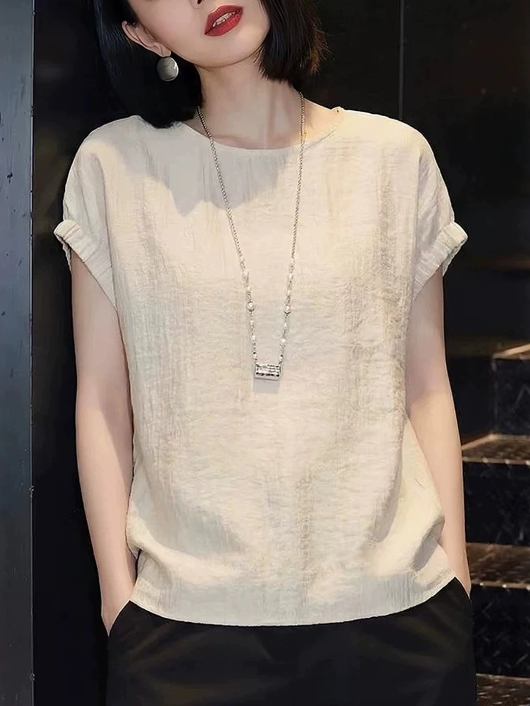 Korean Minimalist Color round Neck Short Sleeve Shirt Women Summer plus Size Loose Slimming Fashionable Youthful Top
Korean Minimalist Color round Neck Short Sleeve Shirt Women Summer plus Size Loose Slimming Fashionable Youthful Top