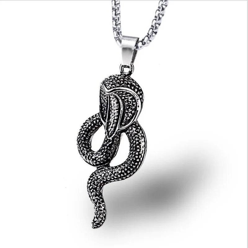 Stainless Steel Snake Pendant Necklace Trend Men's Eye King Snake Retro Pendant Titanium Steel Chain Necklace Men's Jewelry
Stainless Steel Snake Pendant Necklace Trend Men's Eye King Snake Retro Pendant Titanium Steel Chain Necklace Men's Jewelry