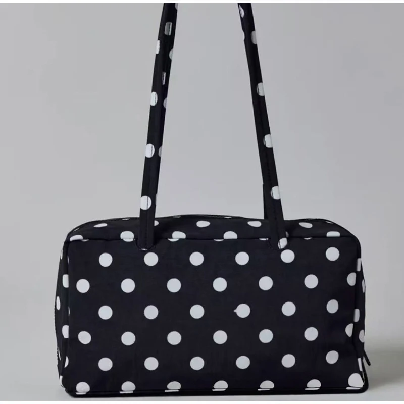 Nylon Polka Dot Shoulder Bag Striped Colorblock Handbag Fashion Lightweight Zip Underarm Bag Casual Women Daily Crossbody Purse
Nylon Polka Dot Shoulder Bag Striped Colorblock Handbag Fashion Lightweight Zip Underarm Bag Casual Women Daily Crossbody Purse