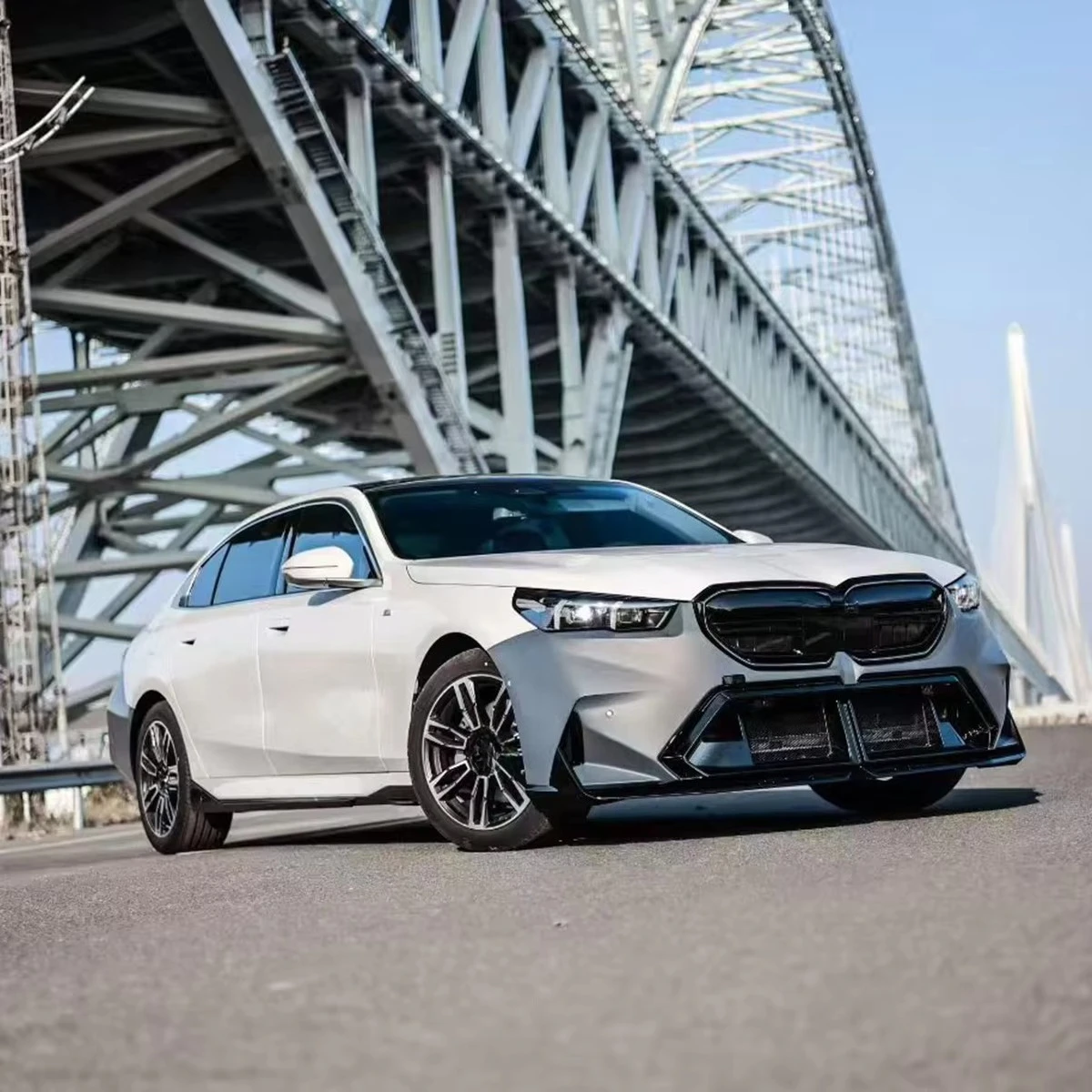 Factory Price Auto Parts Body Kit for 5 SERIES G60 2024-2026 Year Escalate Refit to M5 Style.
Factory Price Auto Parts Body Kit for 5 SERIES G60 2024-2026 Year Escalate Refit to M5 Style.