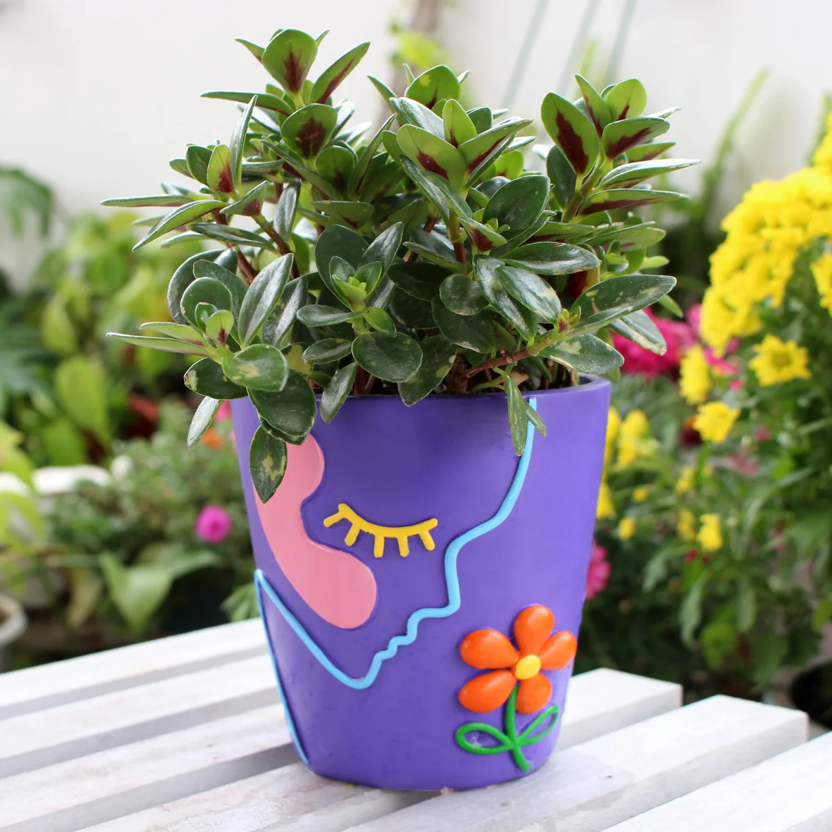 Colorful Resin Flower Pot with Drainage Hole - Creative Succulent Planter for Desktop Decor
Colorful Resin Flower Pot with Drainage Hole - Creative Succulent Planter for Desktop Decor