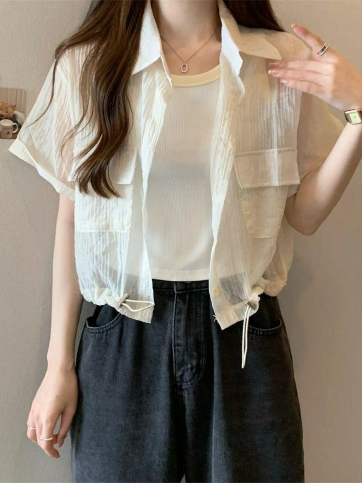 Korean Style Summer Short Sleeve Shirt Women's Small Size Sun Protection Cardigan Coat Commute Style Loose Fit Polyester Fiber
Korean Style Summer Short Sleeve Shirt Women's Small Size Sun Protection Cardigan Coat Commute Style Loose Fit Polyester Fiber