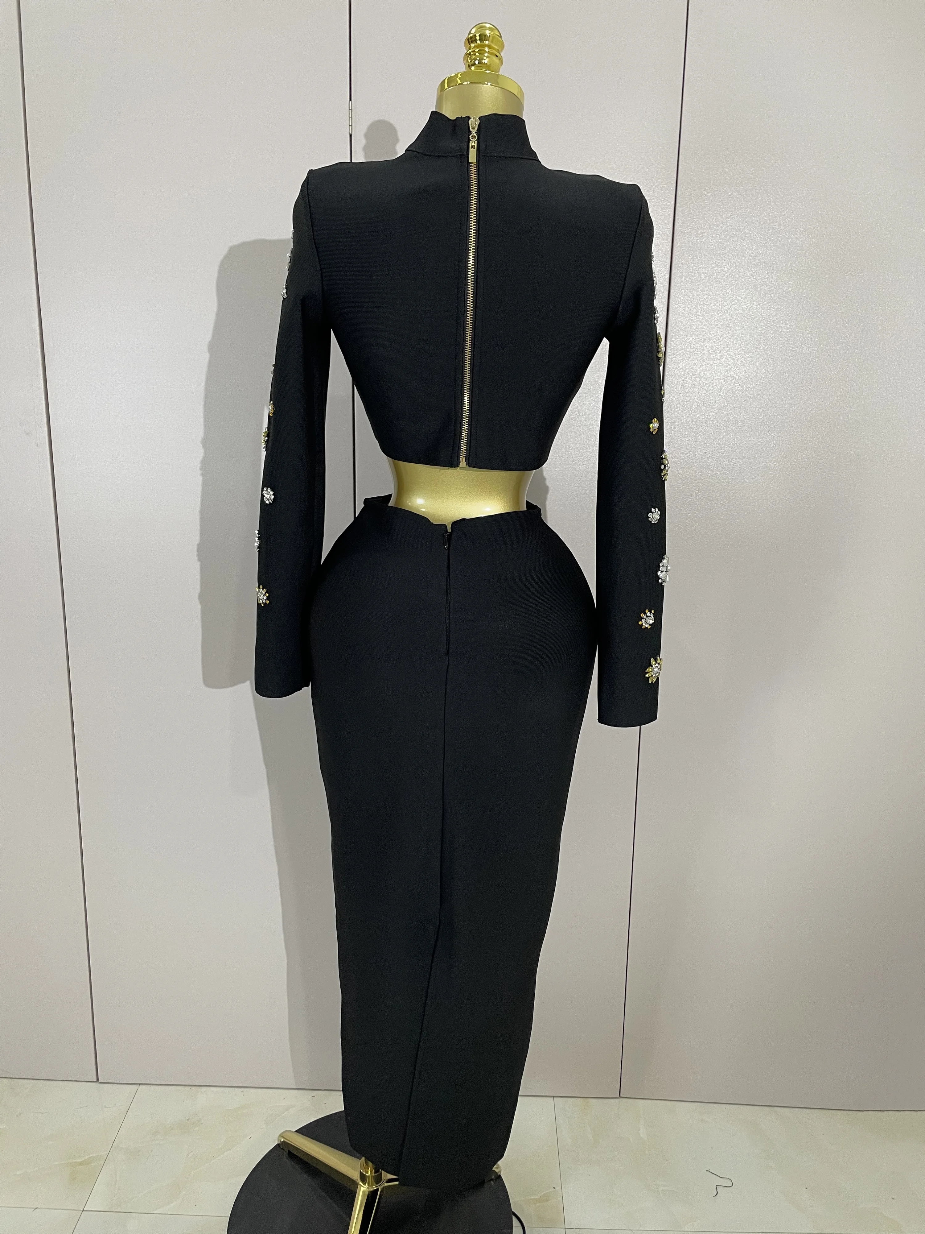 2025 Celebrity Elegant Birthday Evening Party Dress Wedding Guest Gowns Luxury Sparkly Pearl Diamond Long Sleeves Two Piece Set
2025 Celebrity Elegant Birthday Evening Party Dress Wedding Guest Gowns Luxury Sparkly Pearl Diamond Long Sleeves Two Piece Set