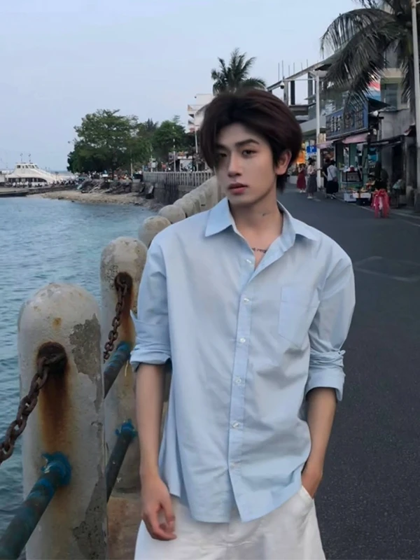 Light Blue Men's Shirt Thin Long Sleeve Cleanfit Sun Protection Outerwear Summer Fashion Loose Fit Youth Popular Style
Light Blue Men's Shirt Thin Long Sleeve Cleanfit Sun Protection Outerwear Summer Fashion Loose Fit Youth Popular Style