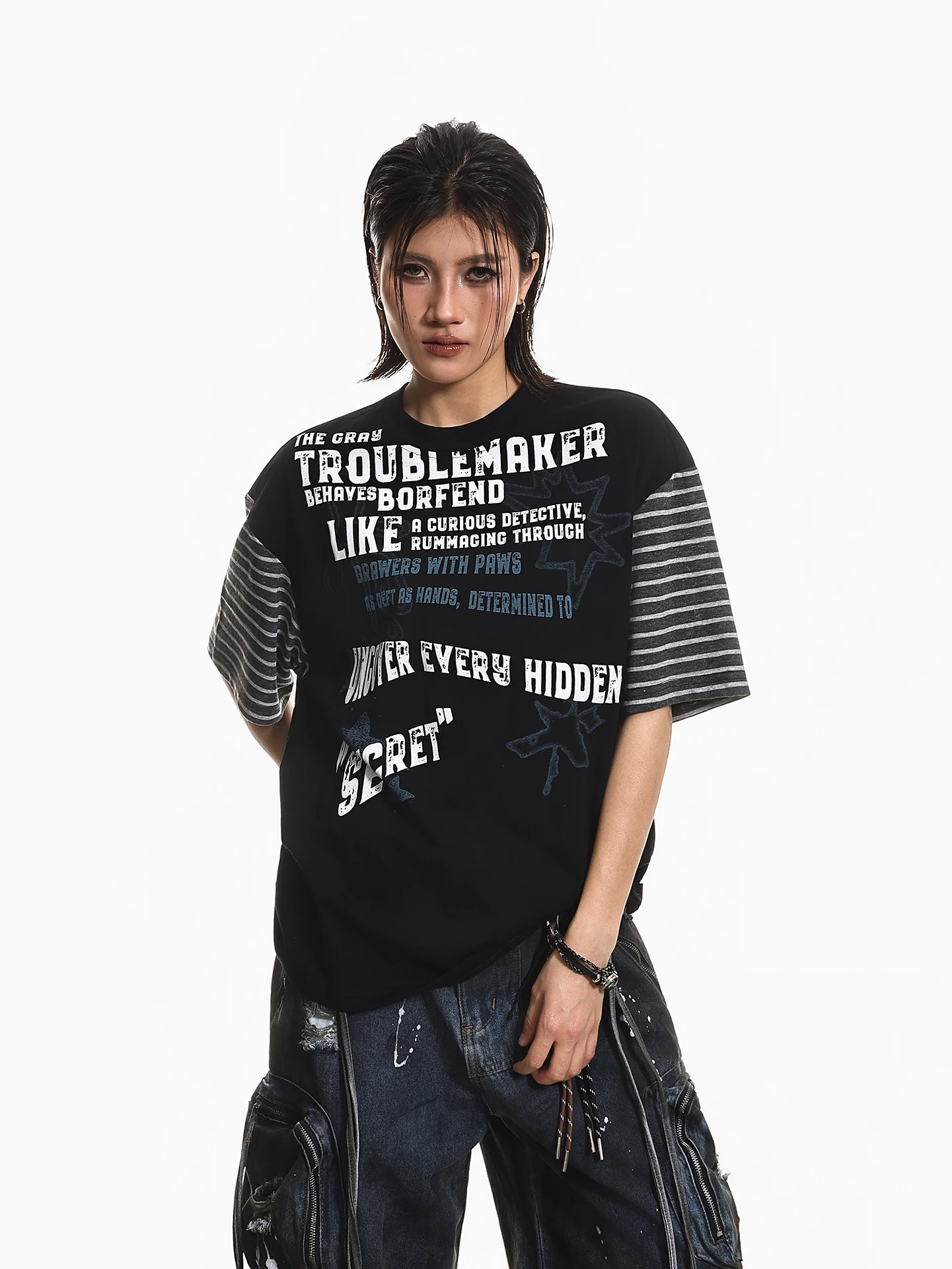 Summer Casual Loose Women's T-shirt Short Sleeve round Neck Stripe Print Street Style Half Sleeve Top for Couples
Summer Casual Loose Women's T-shirt Short Sleeve round Neck Stripe Print Street Style Half Sleeve Top for Couples
