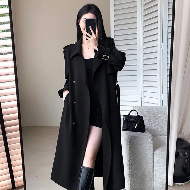 2026 Новая черная ветровка в британском стиле, уличная одежда, двубортные длинные плащи, женские элегантные осенне-зимние повседневные куртки
2026 Новая черная ветровка в британском стиле, уличная одежда, двубортные длинные плащи, женские элегантные осенне-зимние повседневные куртки