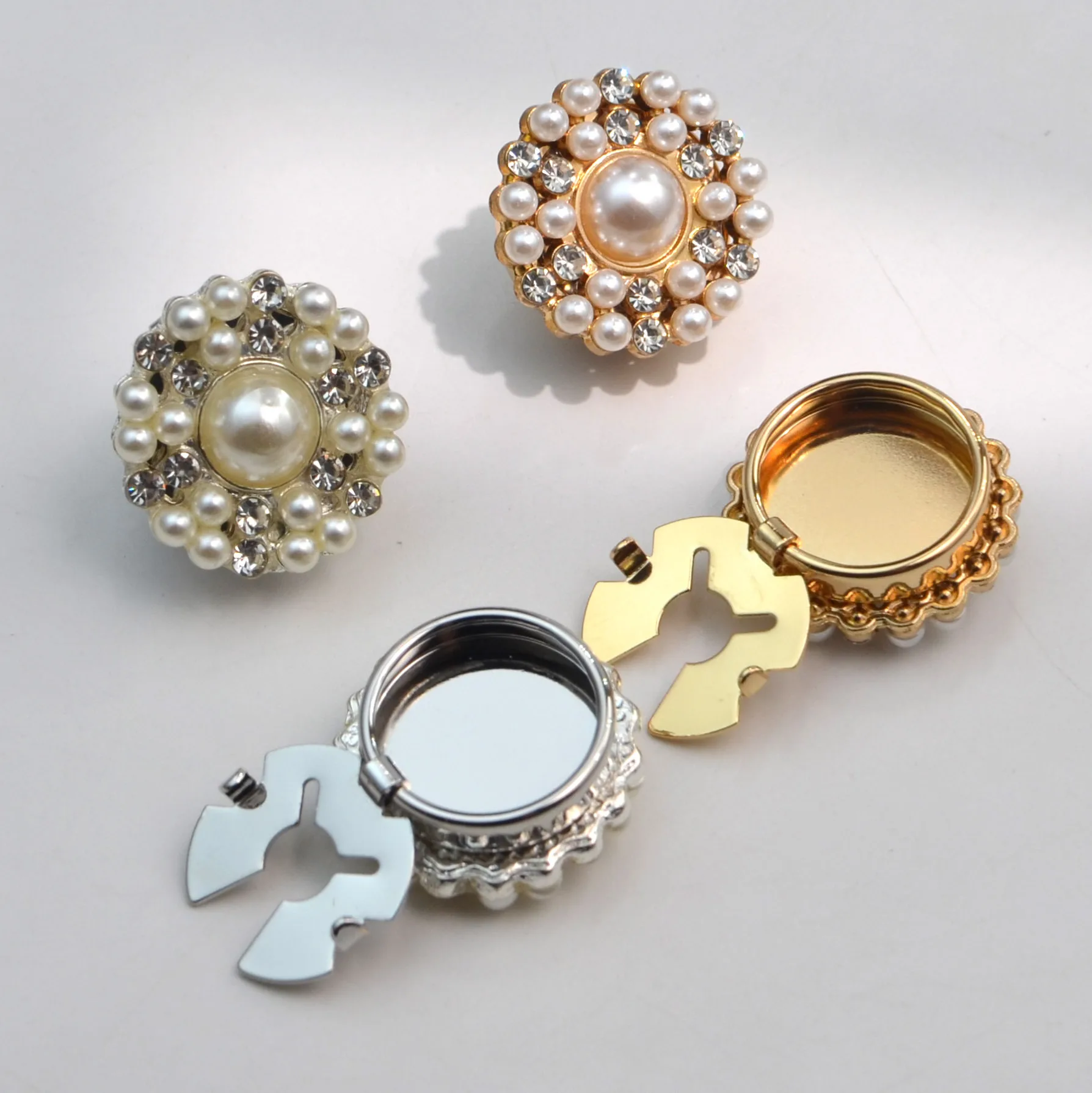 Pearl Rhinestone Cufflink Covers, Gold/Silver Cufflink Tops for Cufflinks, Shirt Cuff Decor, Elegant Fashion Jewelry Accessories
Pearl Rhinestone Cufflink Covers, Gold/Silver Cufflink Tops for Cufflinks, Shirt Cuff Decor, Elegant Fashion Jewelry Accessories