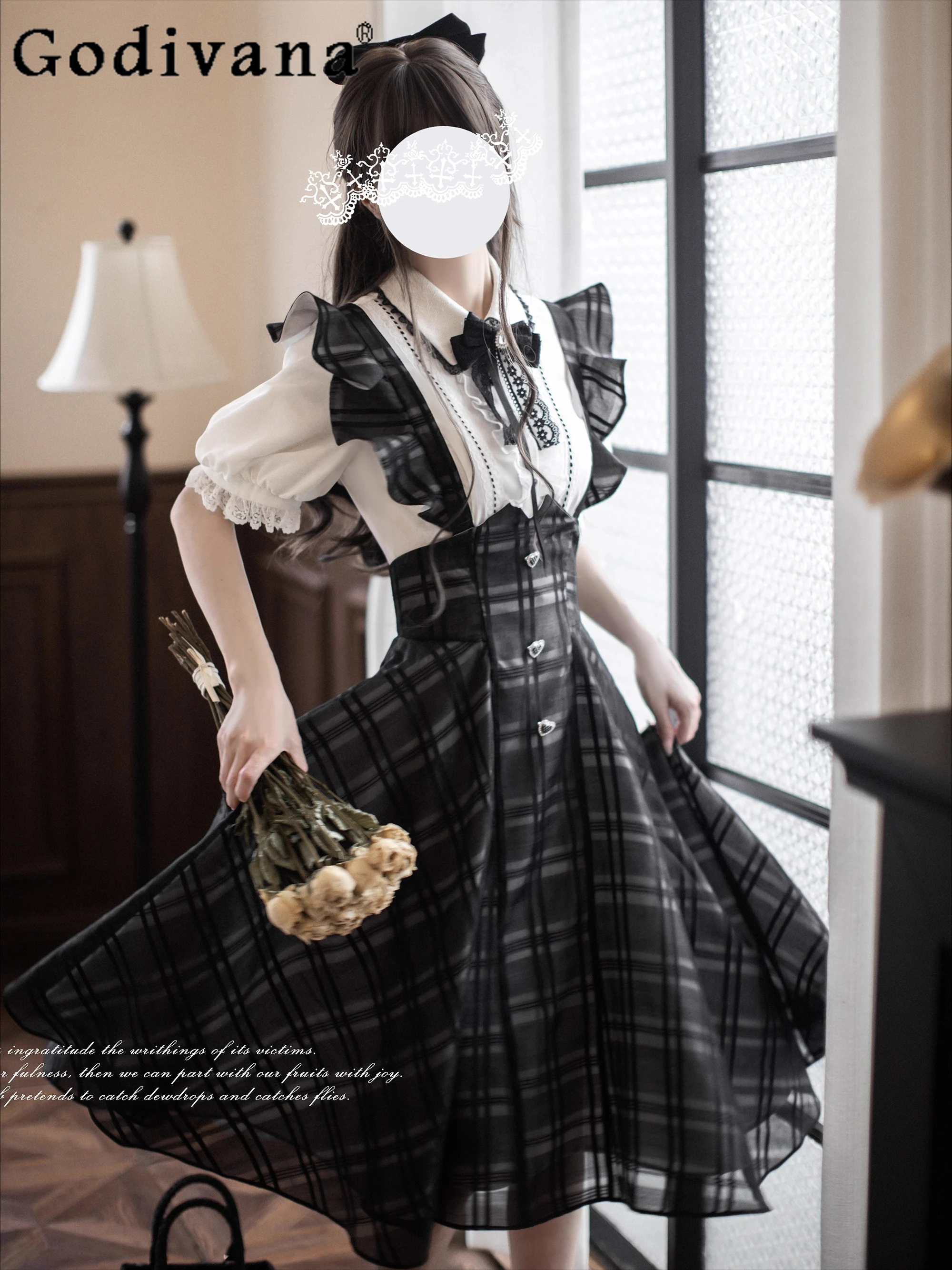 Original Mine Black Plaid Strap Skirt + Short-sleeved Shirt 2 Piece Set Summer New Girls' High-waisted Elegant Lolita Outifits
Original Mine Black Plaid Strap Skirt + Short-sleeved Shirt 2 Piece Set Summer New Girls' High-waisted Elegant Lolita Outifits