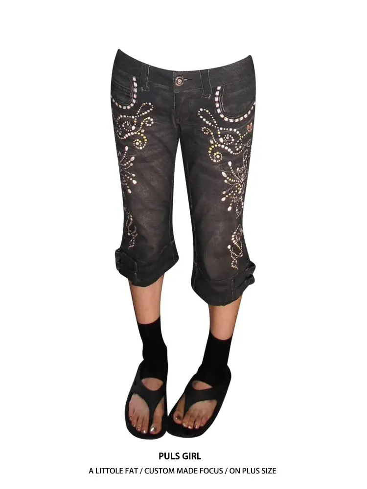 Retro American Large Size Denim Cut-Offs with Gem Print Micro Flare Low Waist for Women Summer New Style Slimming Pants
Retro American Large Size Denim Cut-Offs with Gem Print Micro Flare Low Waist for Women Summer New Style Slimming Pants