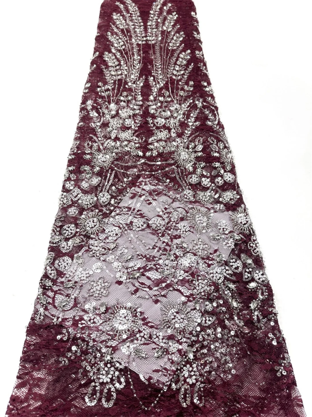 Luxurious African Beaded Mesh Lace Fabric 2026 Embroidery Lace Sequins Stones French Tulle Lace for Nigerian Wedding Party Dress
Luxurious African Beaded Mesh Lace Fabric 2026 Embroidery Lace Sequins Stones French Tulle Lace for Nigerian Wedding Party Dress
