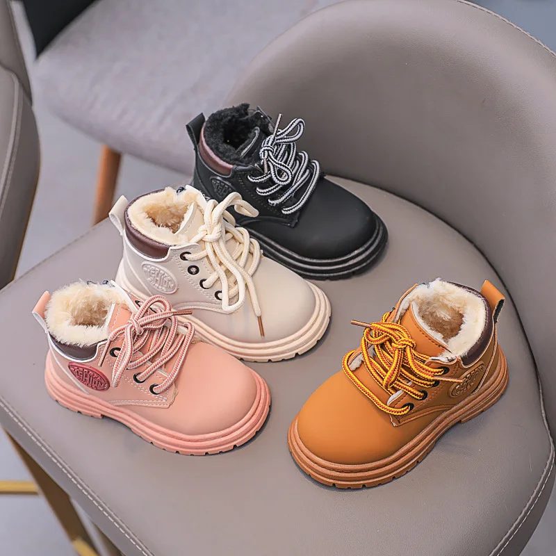 Children's Leather Boots 2025 Winter Plus Cotton Warm Snow Boots for Boys and Girls Anti-slip Short Boots Baby Casual Sneakers
Children's Leather Boots 2025 Winter Plus Cotton Warm Snow Boots for Boys and Girls Anti-slip Short Boots Baby Casual Sneakers