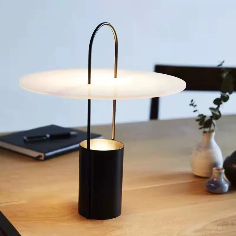 Modern Rechargeable Touch Bedside Portable Decorative Table Lamp Bedroom Study Dimmable Table Lamp Customization
Modern Rechargeable Touch Bedside Portable Decorative Table Lamp Bedroom Study Dimmable Table Lamp Customization