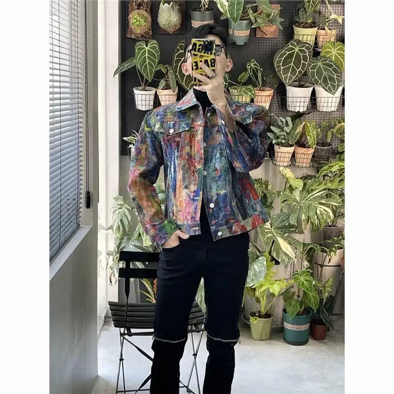 Новая мужская джинсовая куртка с длинным рукавом и эффектом тай-дай 2025 года, свободного кроя, повседневная, модная верхняя одежда от бренда BuPaiDui, весна-осень
Новая мужская джинсовая куртка с длинным рукавом и эффектом тай-дай 2025 года, свободного кроя, повседневная, модная верхняя одежда от бренда BuPaiDui, весна-осень