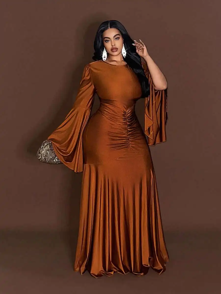 Elegant Rust Brown Maxi Dress with Bell Sleeves and Ruched Waist
Elegant Rust Brown Maxi Dress with Bell Sleeves and Ruched Waist
