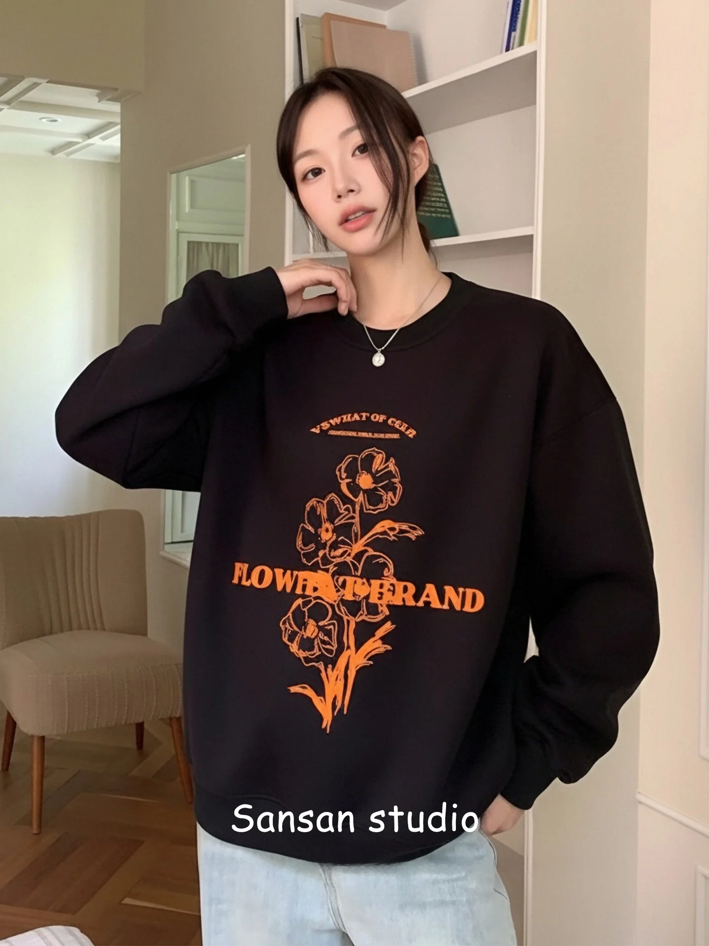 Retro American round Ne Sweatirt Women Early Spring Floral Print Loose Oversize Heavy Pure Cotton Trendy Top
Retro American round Ne Sweatirt Women Early Spring Floral Print Loose Oversize Heavy Pure Cotton Trendy Top