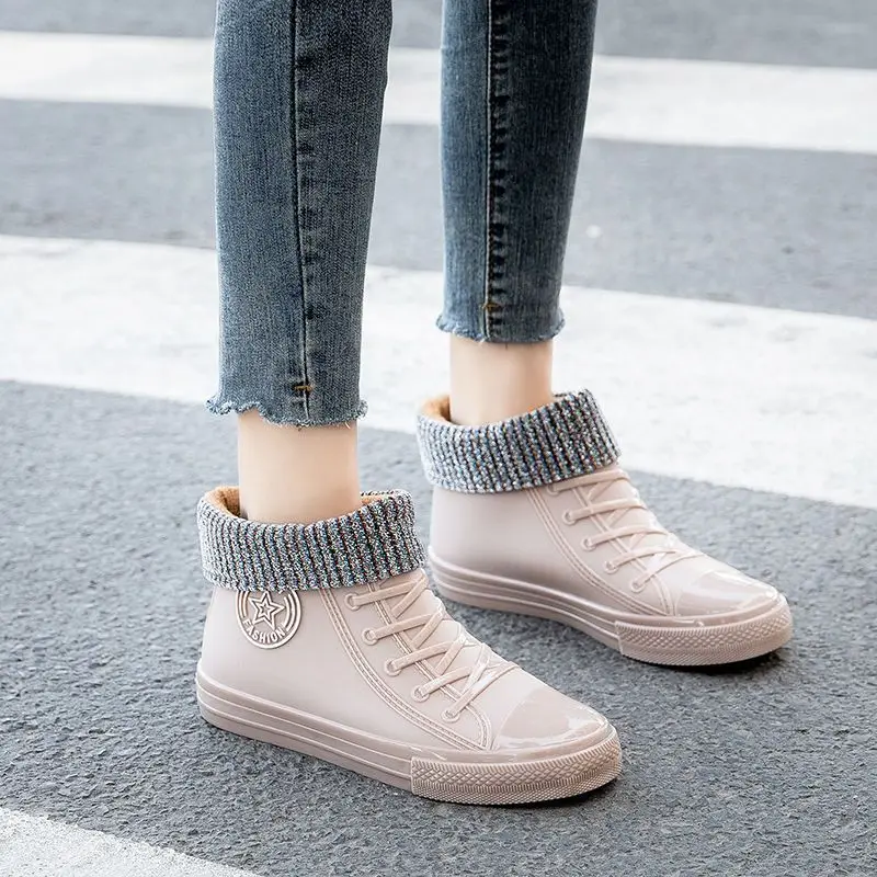 Stylish Warm Womens Rain Shoes With Fur Winter Waterproof Boots Woman Galoshes Fashion Garden Rainshoes Plush rain boot Brand
Stylish Warm Womens Rain Shoes With Fur Winter Waterproof Boots Woman Galoshes Fashion Garden Rainshoes Plush rain boot Brand