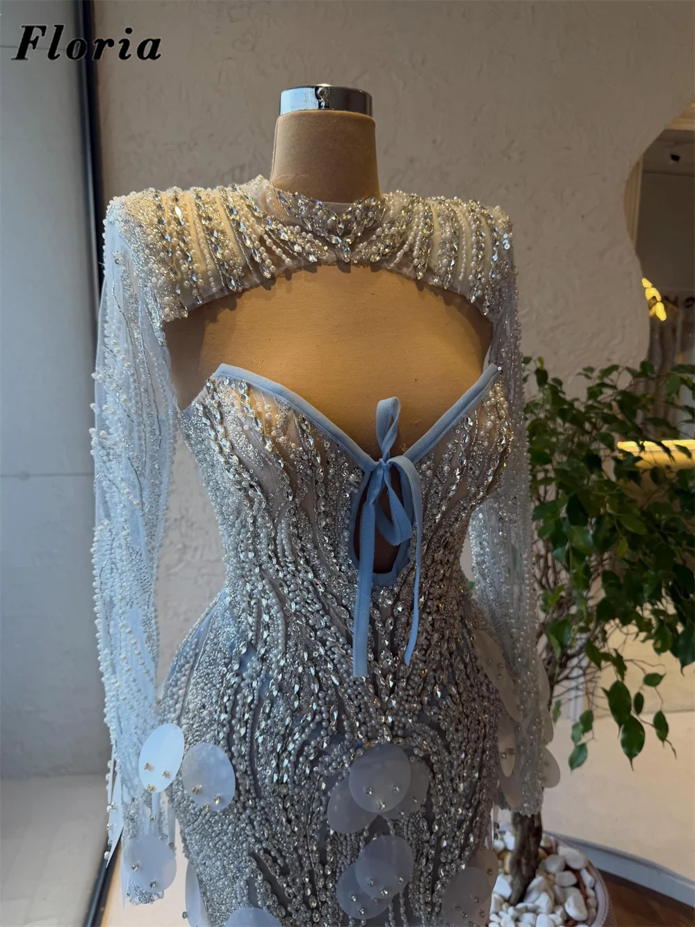 Luxury Sky Blue Beading Evening Dresses 3D Floral Mermaid Prom Dress Customized Cape Sleeve Birthday Party Gowns Robes De Soirée
Luxury Sky Blue Beading Evening Dresses 3D Floral Mermaid Prom Dress Customized Cape Sleeve Birthday Party Gowns Robes De Soirée