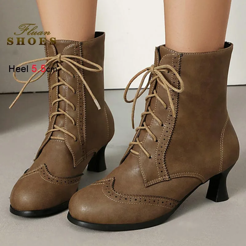British Style Women Short Boots Round Toe Coarse Heels Autumn Winter Lace Up Ankle Boots Fashion Retro Lady Short Knight Boots
British Style Women Short Boots Round Toe Coarse Heels Autumn Winter Lace Up Ankle Boots Fashion Retro Lady Short Knight Boots