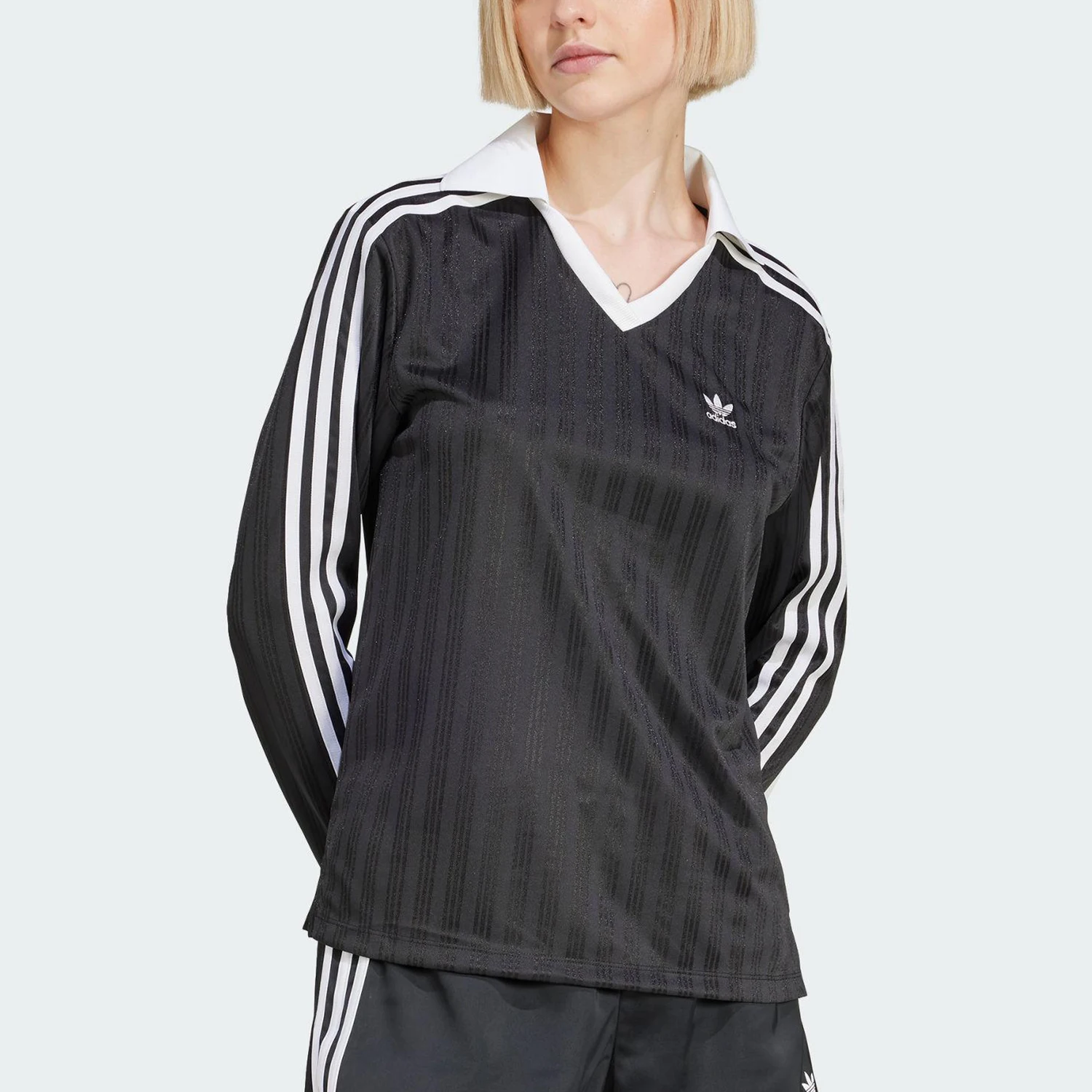 Adidas Official Genuine Three Stripes Women's Retro Loose Collar Long Sleeve T-Shirt JD2603
Adidas Official Genuine Three Stripes Women's Retro Loose Collar Long Sleeve T-Shirt JD2603