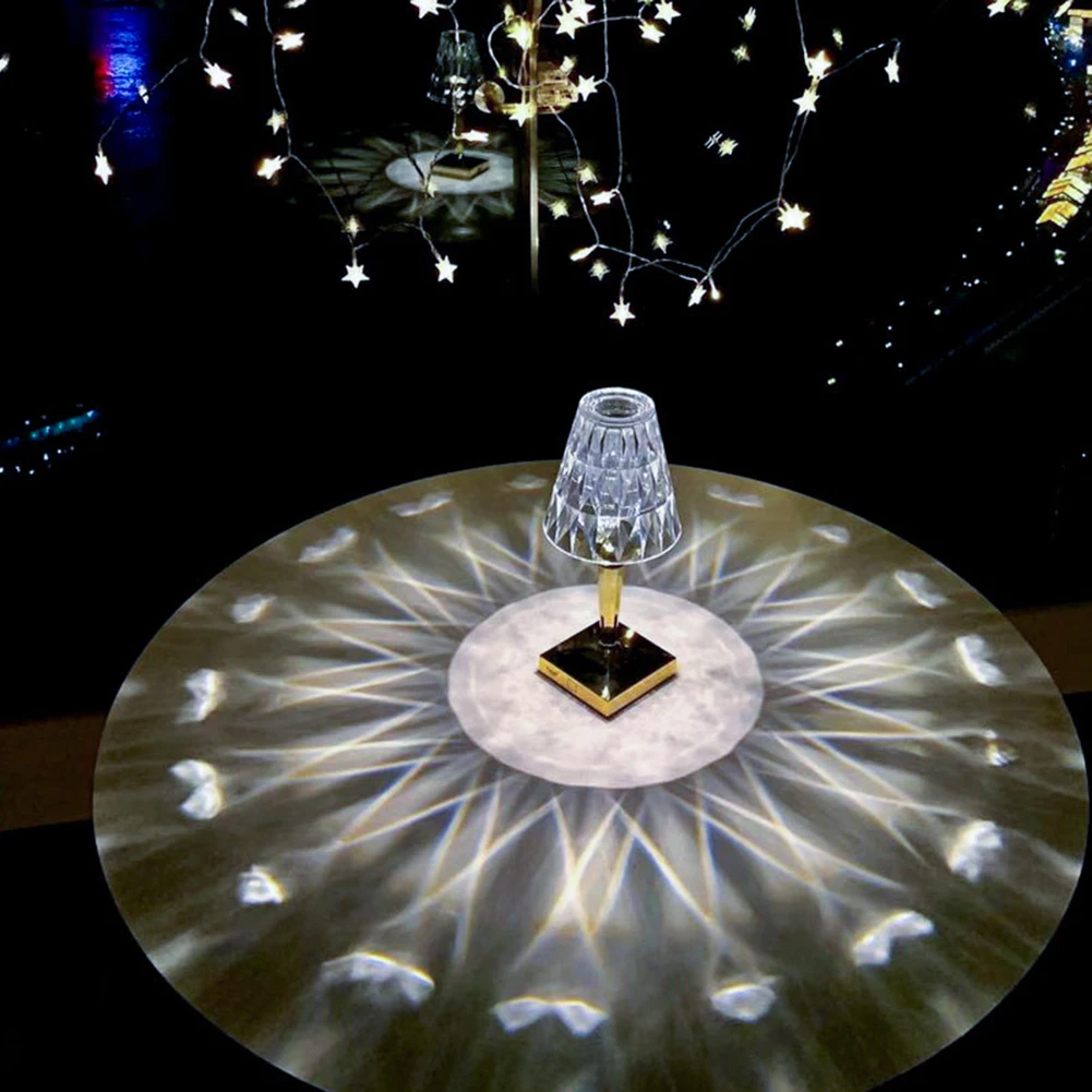 Acrylic Crystal Bedside lamp LED night light bedroom decoration Prism Desk Diamond Table lamp Christmas Decor Lighting
Acrylic Crystal Bedside lamp LED night light bedroom decoration Prism Desk Diamond Table lamp Christmas Decor Lighting