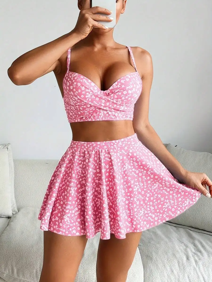 Pink Floral Hard Cup Bikini Set With Skirt For Beach Vacation
Pink Floral Hard Cup Bikini Set With Skirt For Beach Vacation