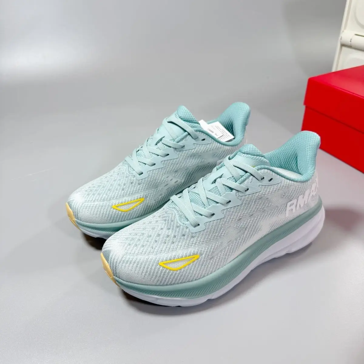 Mens Shoes 2025 Summer High Stretch Tennis Shoes Womens Fashion Trend Running Sneakers Shoes Shoes Breathable Casual Athletics F
Mens Shoes 2025 Summer High Stretch Tennis Shoes Womens Fashion Trend Running Sneakers Shoes Shoes Breathable Casual Athletics F
