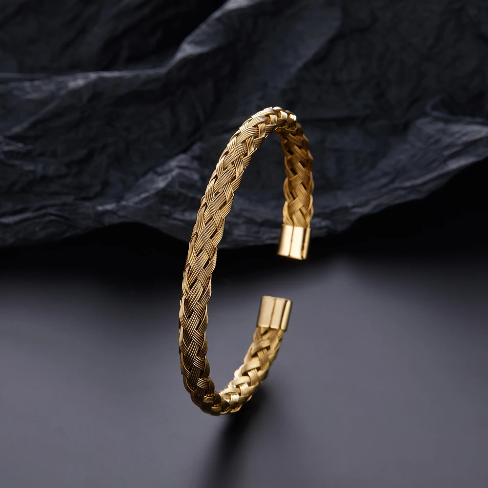 Fashionable braided horseshoe opening 18K women's bracelet, anti-allergic jewelry, daily wear stainless steel bracelet
Fashionable braided horseshoe opening 18K women's bracelet, anti-allergic jewelry, daily wear stainless steel bracelet